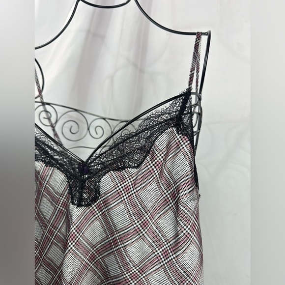 Victoria's Secret silky plaid cami size L - Picture 3 of 9